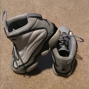 Little boys Jordan tennis shoes